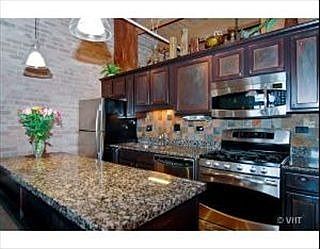 4th image of 360 W Illinois St APT 328