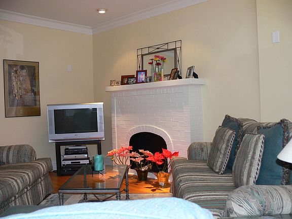 3rd image of 5912 N Campbell Ave Suite 1