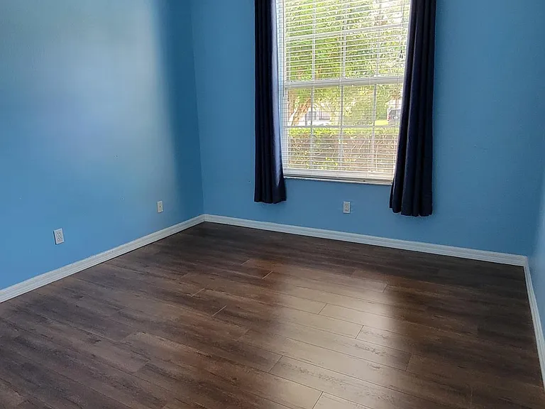 9841 Montclair Cir — Photo 13