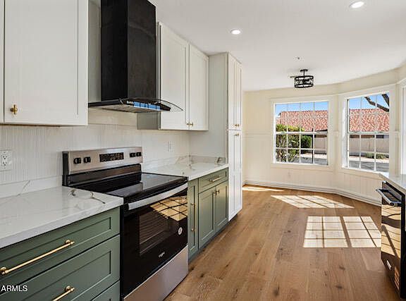 3rd image of 11248 E SUNNYSIDE Drive