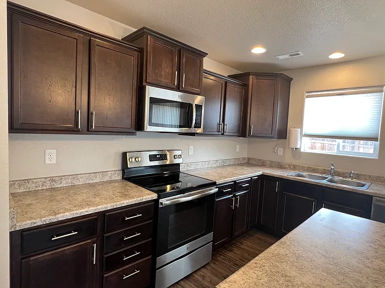 7703 Sangalo Grv — Photo 9