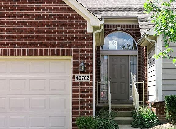 2nd image of 40702 Lenox Park Dr #3