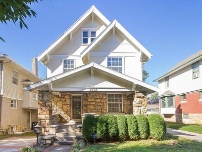 3938 Charlotte St, Kansas City, MO, 64110