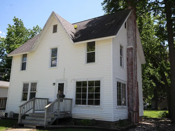 114 E Park St, Vicksburg, MI 49097