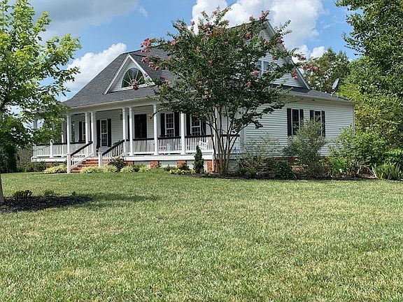 4th image of 580 River Oak Dr