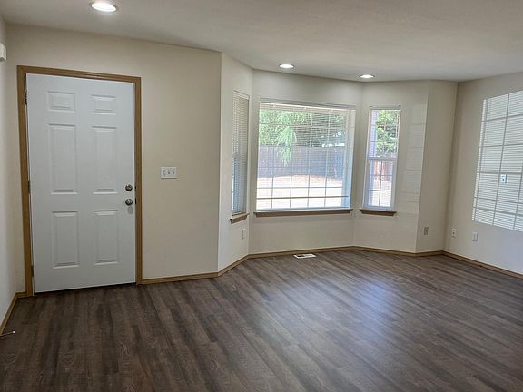 2nd image of 7523 114th Street Ct E #7523
