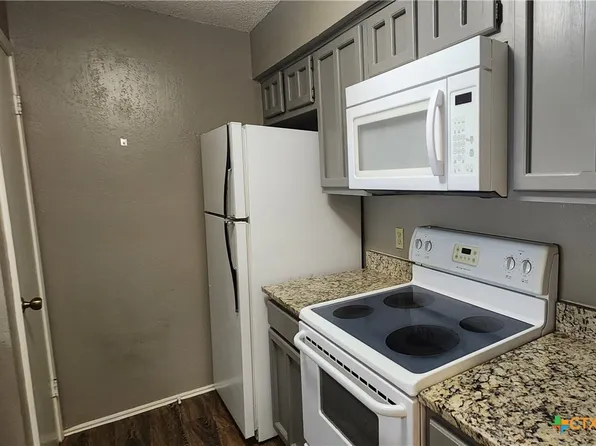 1202 Thorpe Ln APT 614, San Marcos, TX 78666