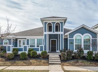 858 Caudle Ln, Aubrey, TX 76227