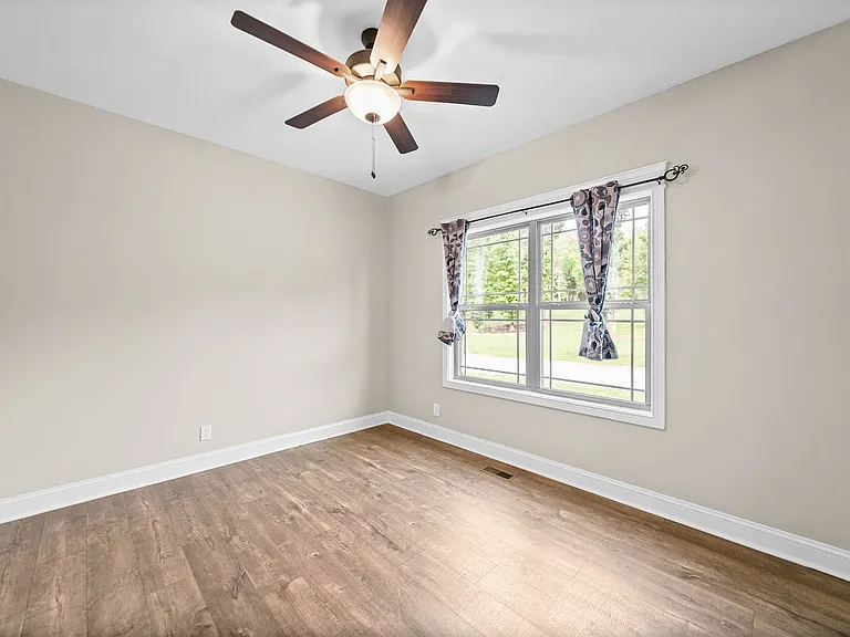 1393 Morning Star Dr — Photo 17