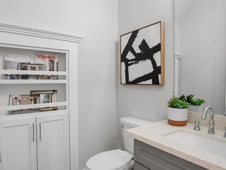 314 N Stiles St — Photo 16