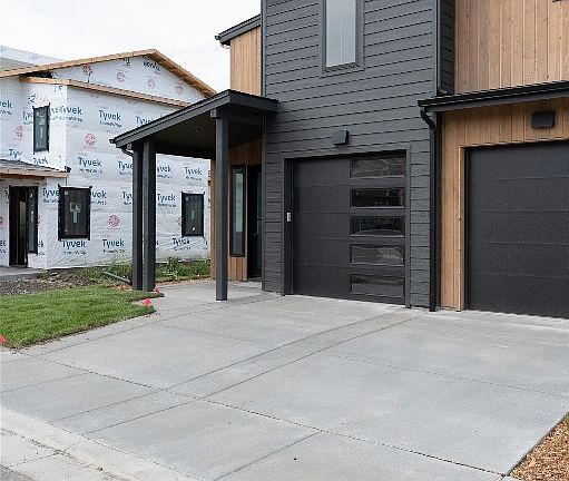 2nd image of 1220 Flanders Creek Ave #A