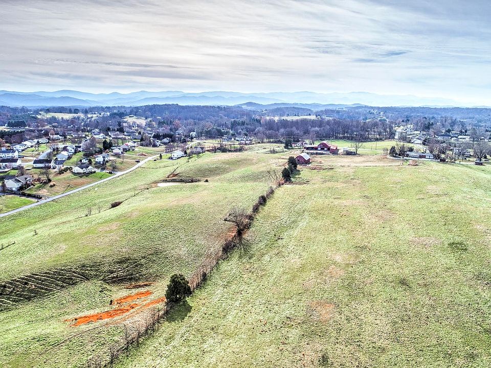 2nd image of 14 Stage Rd