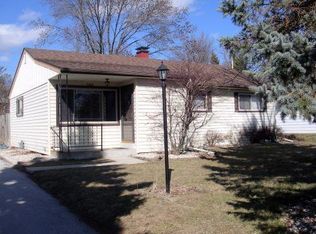 5400 W Nokomis Rd, Brown Deer, WI 53223