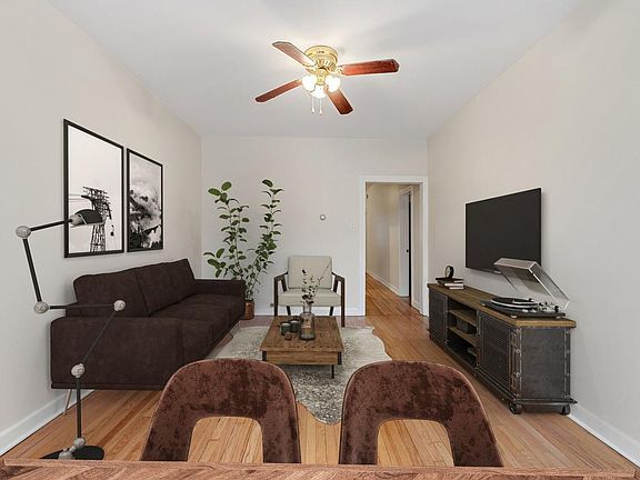 3rd image of 8132 S South Shore Dr #1