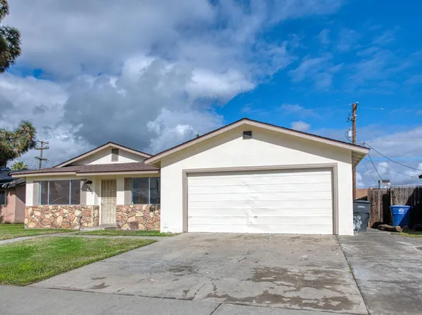 2650 W Luna Dr, Riverdale, CA 93656
