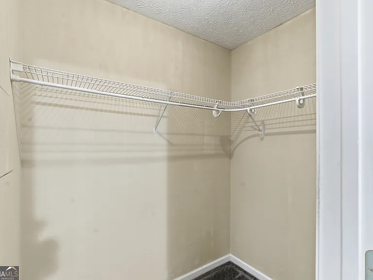 5420 Yellow Pine Dr — Photo 17