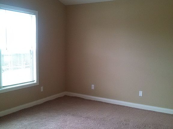 2nd image of 536 Lucille Dr