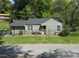 2621 Old Lewis Rd, Johnson City, TN 37601
