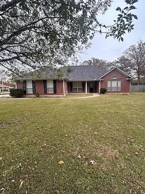 201 Cross Timbers St