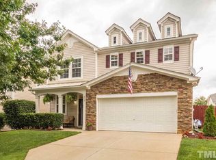 204 Milpass Dr, Holly Springs, NC 27540