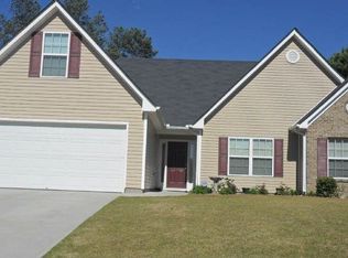 1214 Opie Ln, Lawrenceville, GA 30045