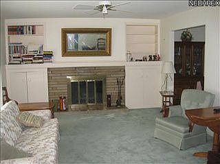 5th image of 978 Lincoln Dr