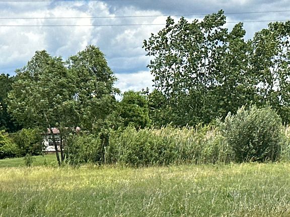 3rd image of 9824 Palmer Rd