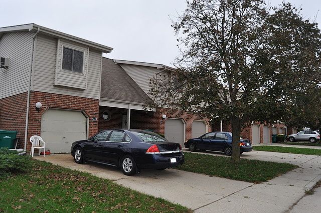2nd image of 4241 Mound Rd