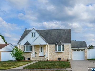 40 Winslow Ter, Fair Lawn, NJ, 07410
