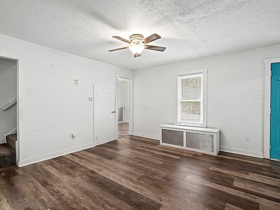 3rd image of 231 Coal Valley Rd