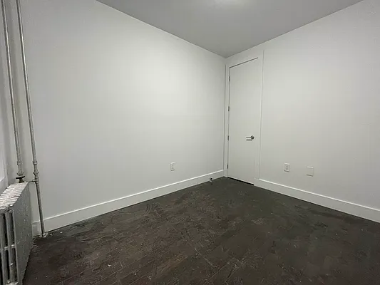 Rented by REAL New York | media 17