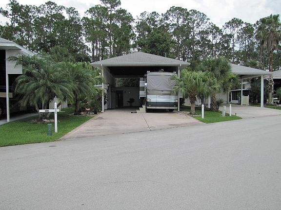 2nd image of 405 Plantation Dr