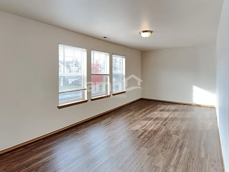 7127 179th Street Ct E — Photo 11