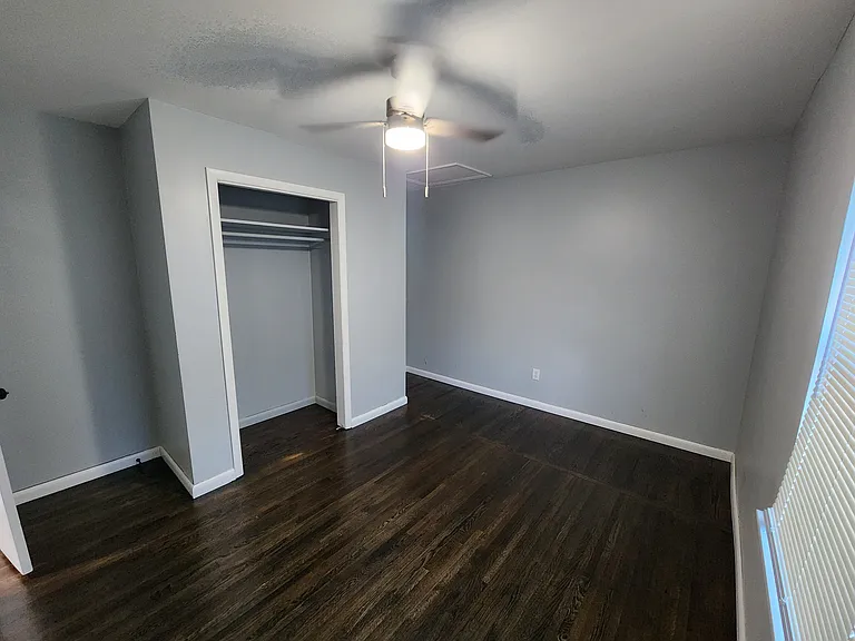 1807 E Young St — Photo 14