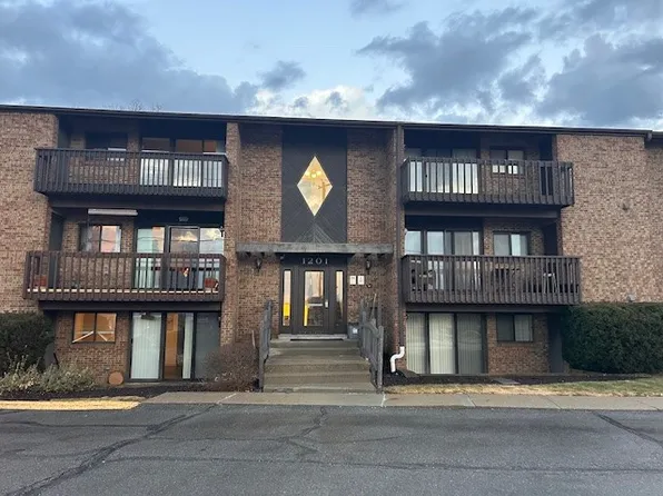 1201 Dutilh Rd APT 5, Cranberry Township, PA 16066