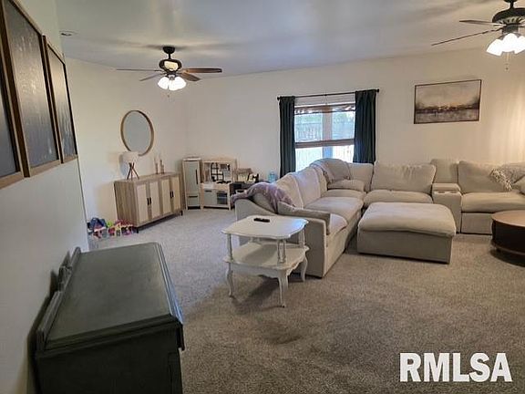 3rd image of 605 Lashmett Rd