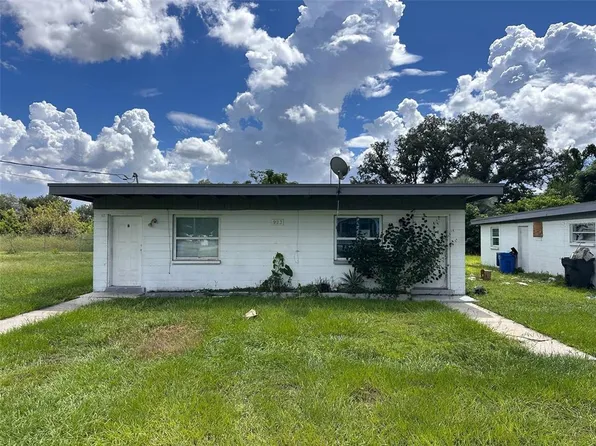 905 E 124TH AVENUE, TAMPA, FL 33612