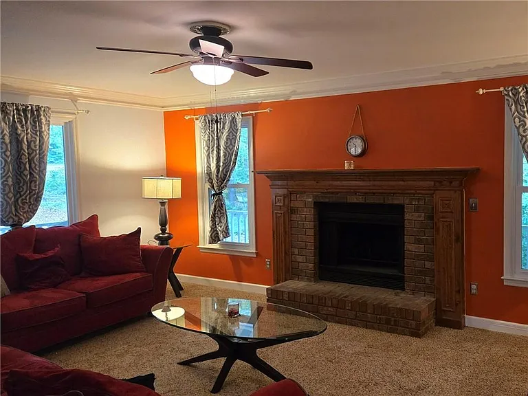 1174 Arbor Hill Rd — Photo 2