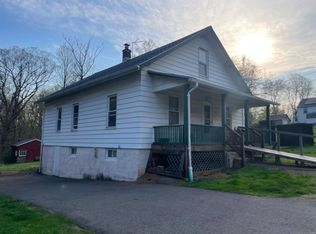 61 Lonsdale Ave, Meriden, CT 06450