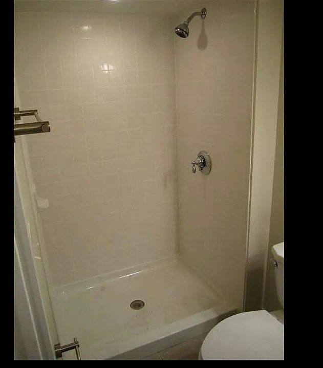 10 E Springfield St #2
