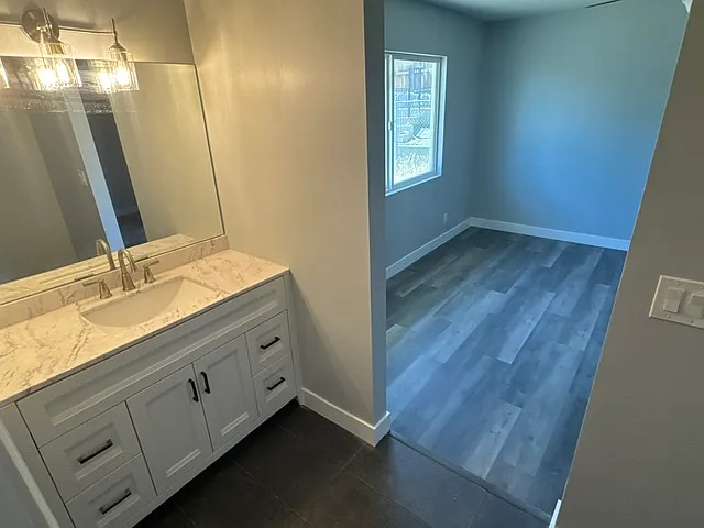 8545 Amador Ave — Photo 12