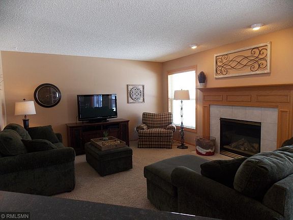 4th image of 8003 Greenbriar Ln