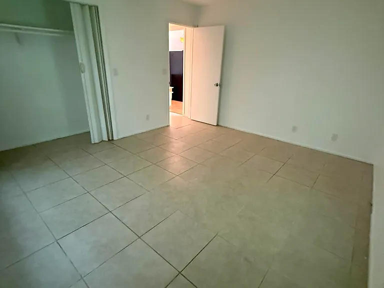 4951 Wedgewood Way #5 — Photo 22