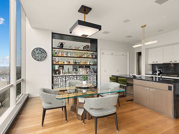 5th image of 157 W 57th St APT 66B