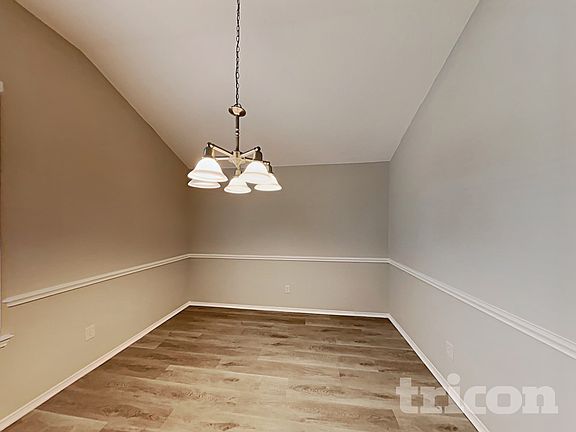 4th image of 8605 Autumn Creek Trl