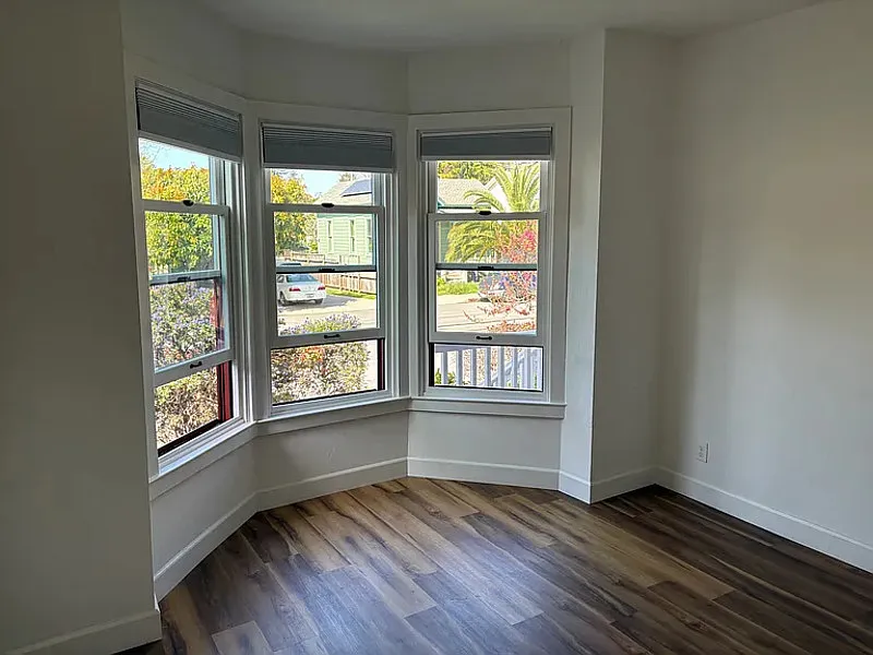 1 bed, 1.0 bath, 400 sqft, $1,993 — Photo 2