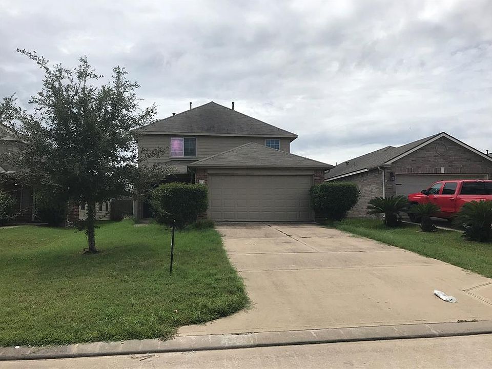 1st image of 18735 Dennington Dr