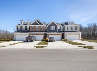 5923 Whispering Springs Dr, Ann Arbor, MI 48108