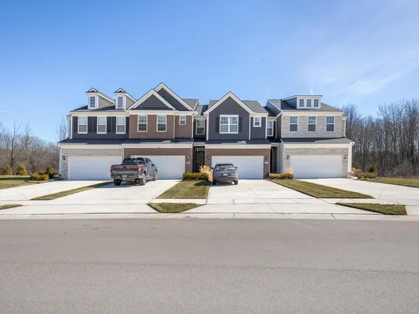 5923 Whispering Springs Dr, Ann Arbor, MI 48108