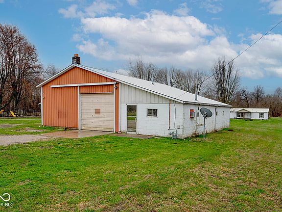 2nd image of 3216 Hardscrabble Rd